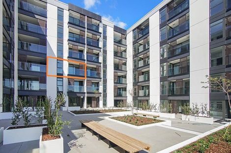 Photo of property in 106/9 Madeira Lane, Grafton, Auckland, 1023