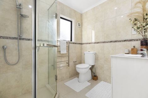 Photo of property in 33 Agapanthus Place, Flat Bush, Auckland, 2016