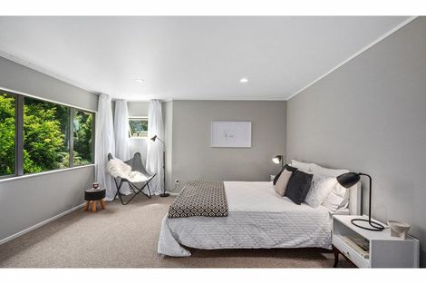 Photo of property in 29 Kate Sheppard Avenue, Torbay, Auckland, 0630