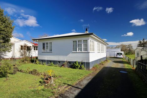 Photo of property in 86 Great South Road, Huntly, 3700