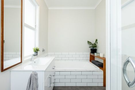 Photo of property in 602 Albert Street, Parkvale, Hastings, 4122