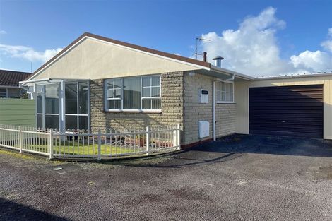 Photo of property in 2/57 Doone Street, Lynmouth, New Plymouth, 4310