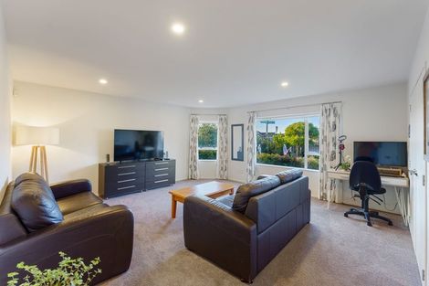 Photo of property in 324 Manly Street, Paraparaumu Beach, Paraparaumu, 5032