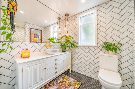 Photo of property in 57 Palmer Crescent, Silverstream, Upper Hutt, 5019