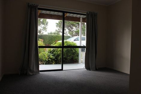 Photo of property in 986 Tinopai Road, Tinopai, Matakohe, 0593