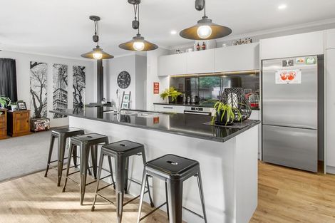 Photo of property in 9a Eric Batchelor Place, Waimate, 7924