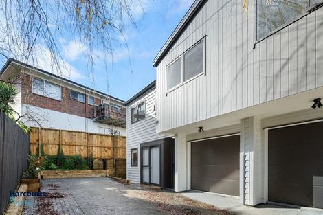 Photo of property in 26f Sheridan Drive, New Lynn, Auckland, 0600