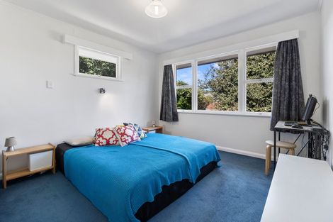 Photo of property in 14 Dover Road, St Andrews, Hamilton, 3200