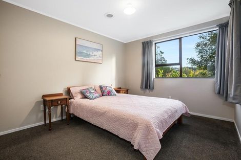 Photo of property in 8 Eclipse Lane, Whitby, Porirua, 5024