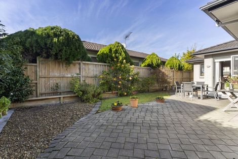 Photo of property in 76 Baverstock Road, Flat Bush, Auckland, 2016