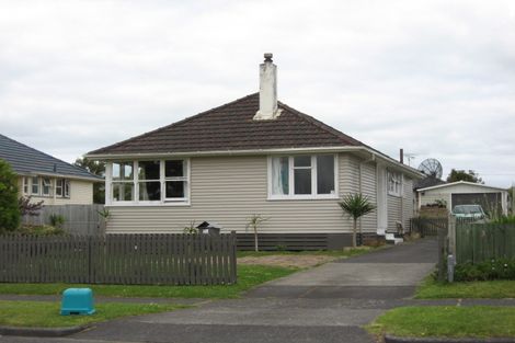 Photo of property in 83 Porchester Road, Papakura, 2110