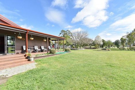 Photo of property in 194 Fishers Road, Loburn, Rangiora, 7473