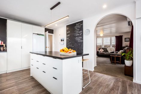 Photo of property in 91 Astrolabe Street, Cannons Creek, Porirua, 5024