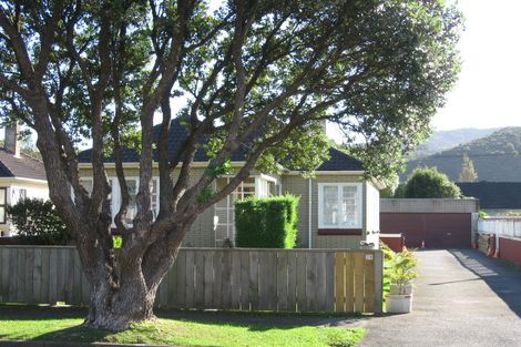 Photo of property in 39 Petherick Street, Taita, Lower Hutt, 5011