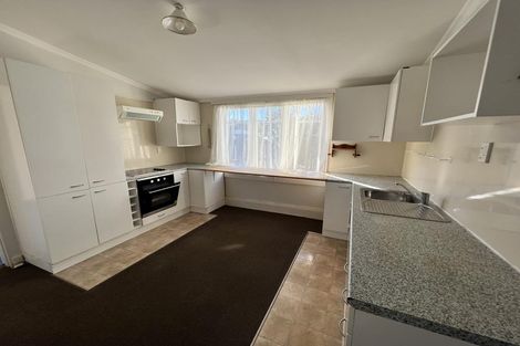 Photo of property in 19 Nash Parade, Foxton Beach, Foxton, 4815