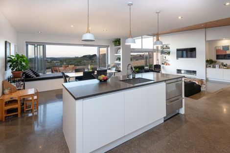 Photo of property in 525 Clevedon Kawakawa Road, Clevedon, 2585