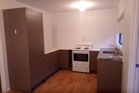 Photo of property in 2/21 Gloaming Place, Conifer Grove, Takanini, 2112