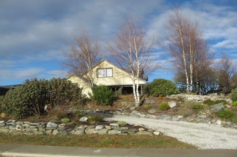Photo of property in 10 Wilkin Road, Wanaka, 9305