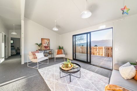 Photo of property in 18d Norana Road, Maoribank, Upper Hutt, 5018