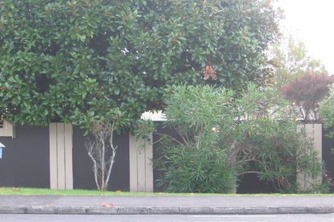 Photo of property in 2/68 Mcleod Road, Te Atatu South, Auckland, 0610