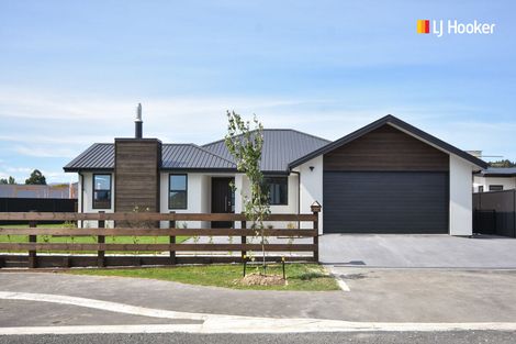 Photo of property in 44 Owhiro Avenue, Mosgiel, 9024