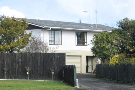 Photo of property in 16 Knightsbridge Place, Dinsdale, Hamilton, 3204