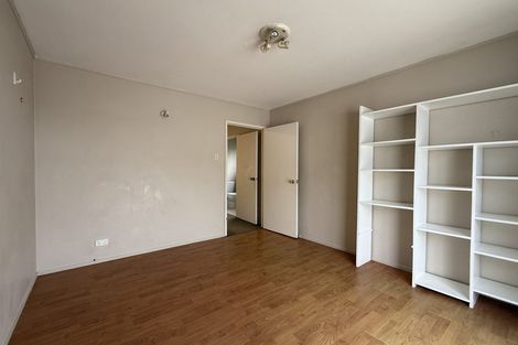 Photo of property in 607 Beach Road, Rothesay Bay, Auckland, 0630