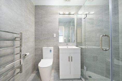 Photo of property in 14 Rhinevale Close, Henderson, Auckland, 0612