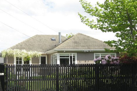 Photo of property in 1/8 Dunedin Street, Redwood, Christchurch, 8051