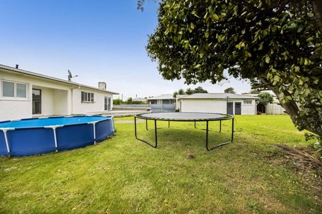 Photo of property in 43 Fox Street, Opunake, 4616