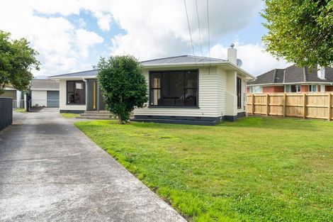 Photo of property in 158 Winchester Street, Levin, 5510