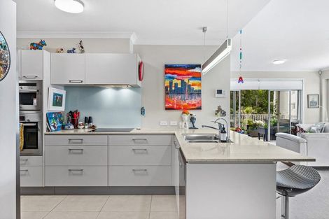Photo of property in 73 Parkside Drive, Orewa, 0931