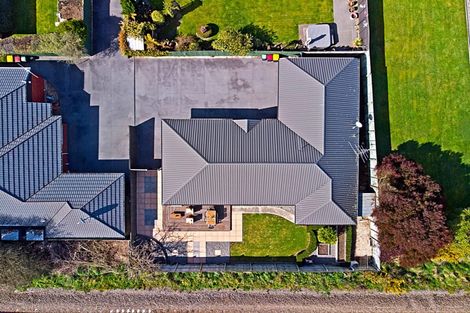 Photo of property in 2/7 Thicket Close, Redwood, Christchurch, 8051