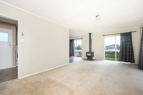 Photo of property in 40 Geraldine Crescent, Cloverlea, Palmerston North, 4412