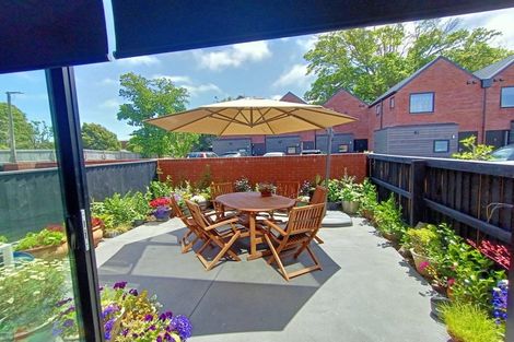 Photo of property in 10/66 Innes Road, St Albans, Christchurch, 8052