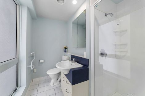 Photo of property in Terrace Heights Apartments, 8e/163 The Terrace, Wellington Central, Wellington, 6011