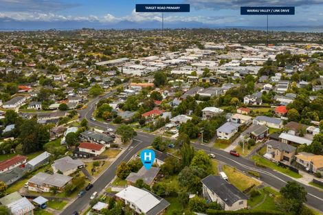 Photo of property in 4 Ayton Drive, Totara Vale, Auckland, 0629