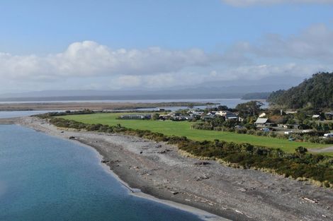 Photo of property in 9 The Parade, Okarito, Whataroa, 7886