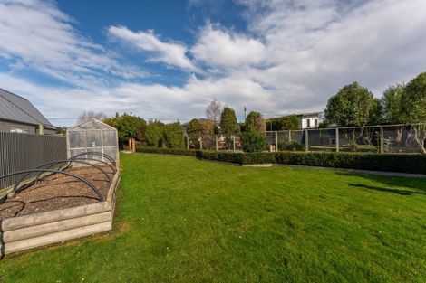 Photo of property in 11 South Terrace Road, Geraldine, 7930