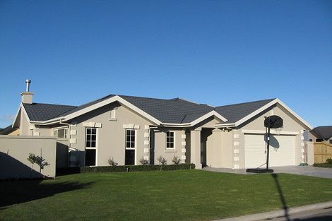 Photo of property in 9 Providence Place, Redwood, Christchurch, 8051