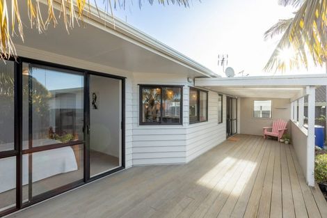 Photo of property in 2/66 Campbell Road, Mount Maunganui, 3116