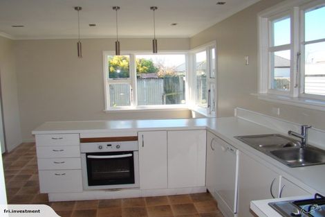 Photo of property in 214 Wainoni Road, Avondale, Christchurch, 8061