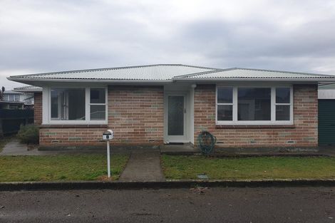 Photo of property in 1 Alice Place, Levin, 5510