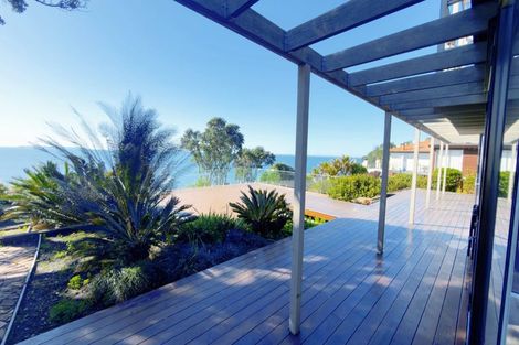 Photo of property in 6 Cliff Road, Torbay, Auckland, 0630