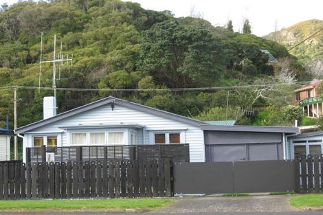 Photo of property in 702 Mackay Street, Thames, 3500