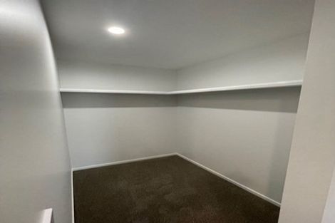 Photo of property in 137/2b Seaview Road, Westown, New Plymouth, 4310