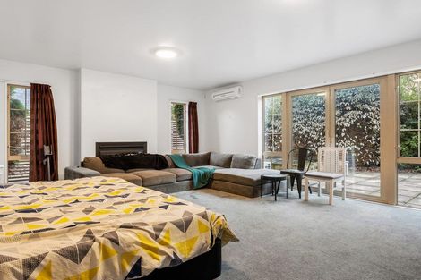 Photo of property in 29 Straven Road, Riccarton, Christchurch, 8011