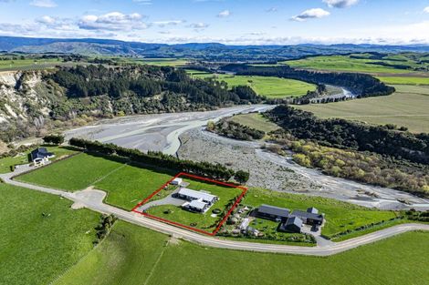 Photo of property in Piritu, 56 Riverview Lane, Maraekakaho, Hastings, 4171