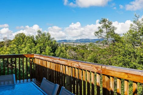 Photo of property in 106 Tiriwa Drive, Massey, Auckland, 0614