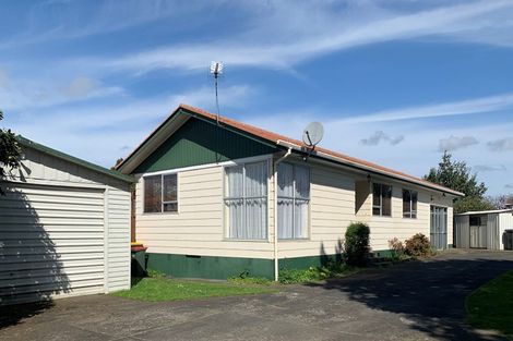 Photo of property in 38 Yearsley Place, Manurewa, Auckland, 2102